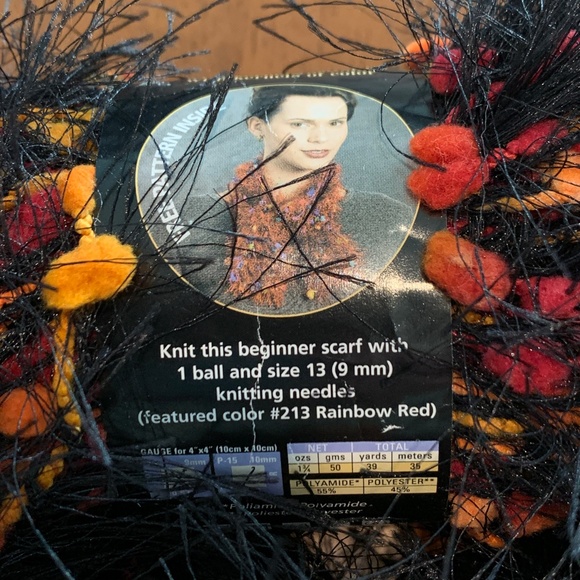 Set of 2 Skeins of Lion Brand Fancy Fur Yarn Jungle Print - Picture 4 of 5